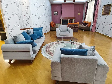 Kirayə verilir 4 otaqlı mənzil 350 m² — Bakı 4 otaq 350.00 m²