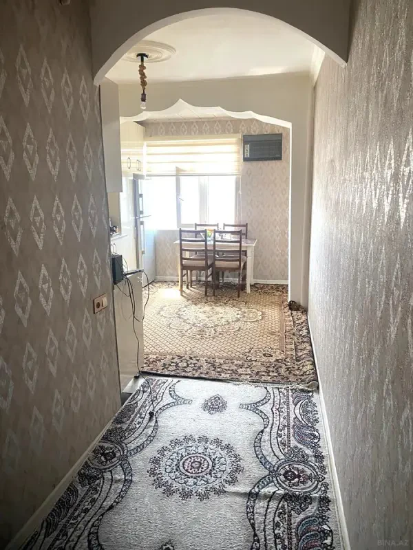 Kirayə verilir 2 otaqlı mənzil 68 m²
