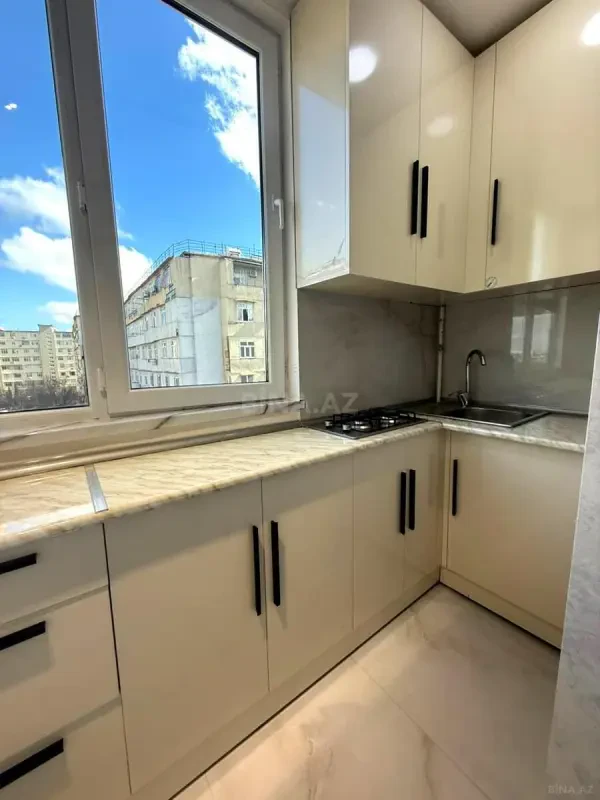 Satılır 2 otaqlı mənzil 45 m²