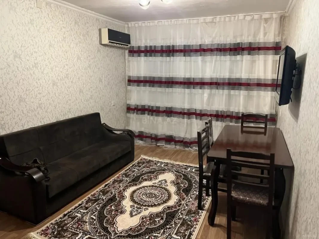 Kirayə verilir 2 otaqlı mənzil 55 m²