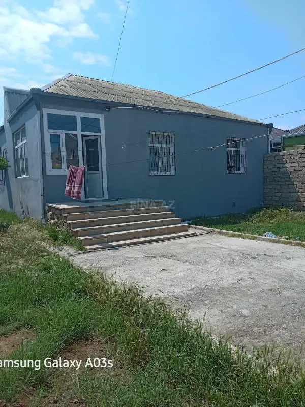 Satılır 3 otaqlı həyət evi 110 m²