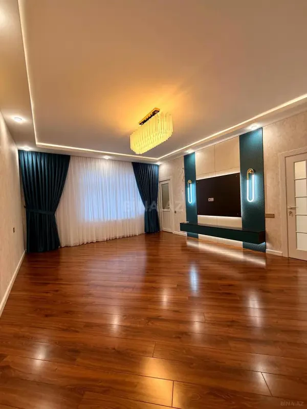 Satılır 2 otaqlı mənzil 84 m²