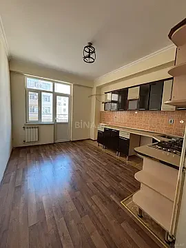 Kirayə verilir 3 otaqlı mənzil 120 m² — Bakı, Həzi Aslanov qəs. 3 otaq 120.00 m²