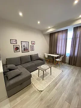 Kirayə verilir 2 otaqlı mənzil 70 m² — Bakı, Sahil qəs. 2 otaq 70.00 m²