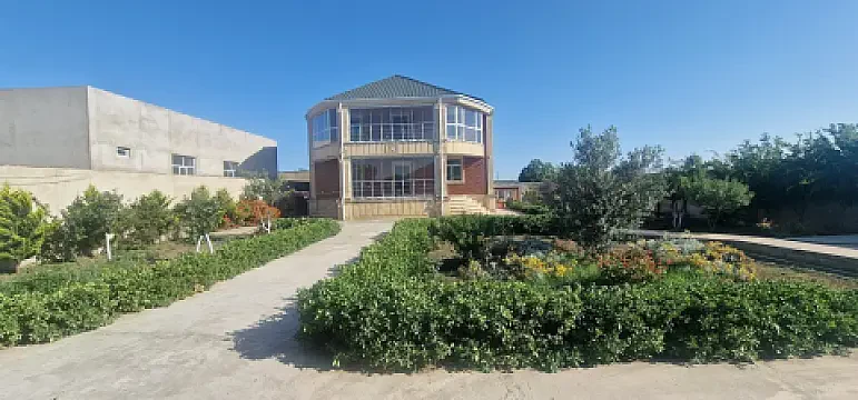 Satılır 7 otaqlı həyət evi 352 m² — Bakı 7 otaq 352.00 m²