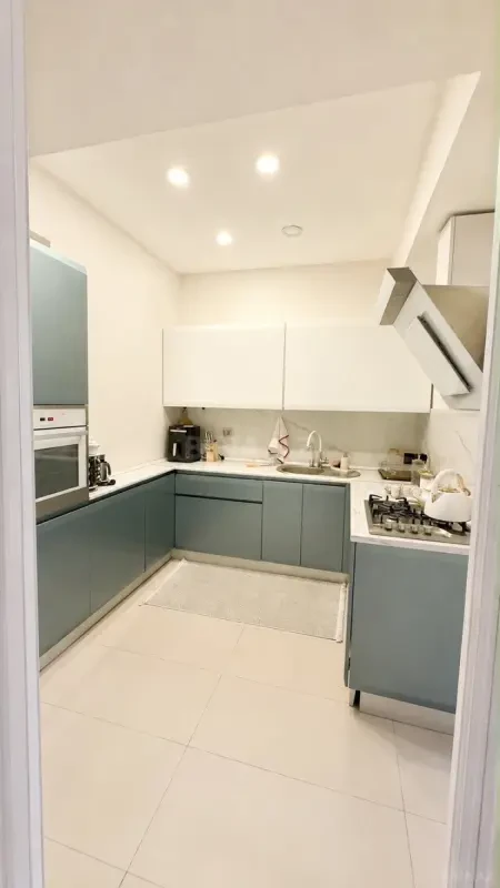 Kirayə verilir 3 otaqlı mənzil 120 m²