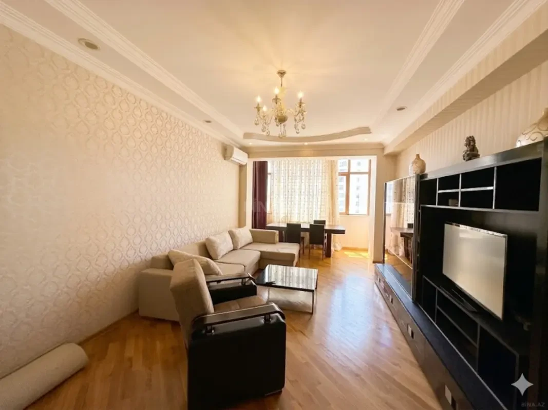 Satılır 2 otaqlı mənzil 80 m²
