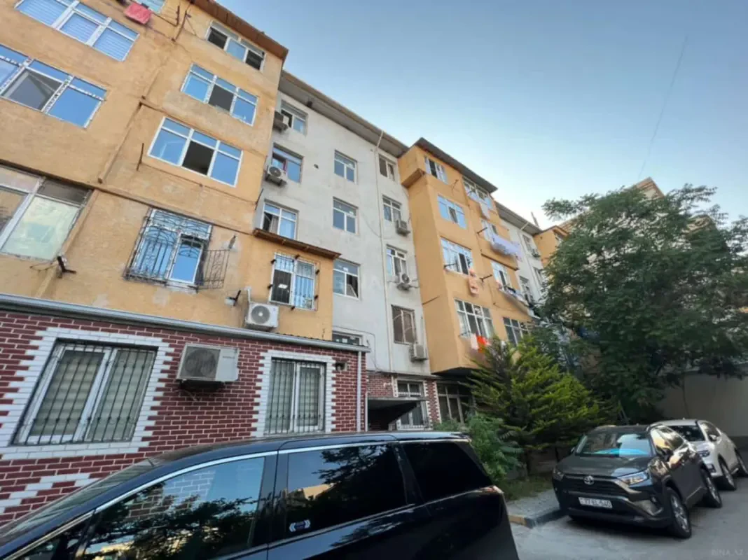 Satılır 1 otaqlı mənzil 35 m²