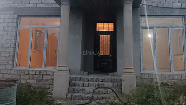 Kirayə verilir 2 otaqlı həyət evi 100 m² — Bakı, Buzovna 2 otaq 100.00 m²