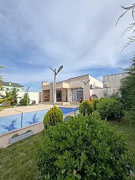 Kirayə verilir 4 otaqlı həyət evi 300 m² — Bakı, Mərdəkan 4 otaq 300.00 m²
