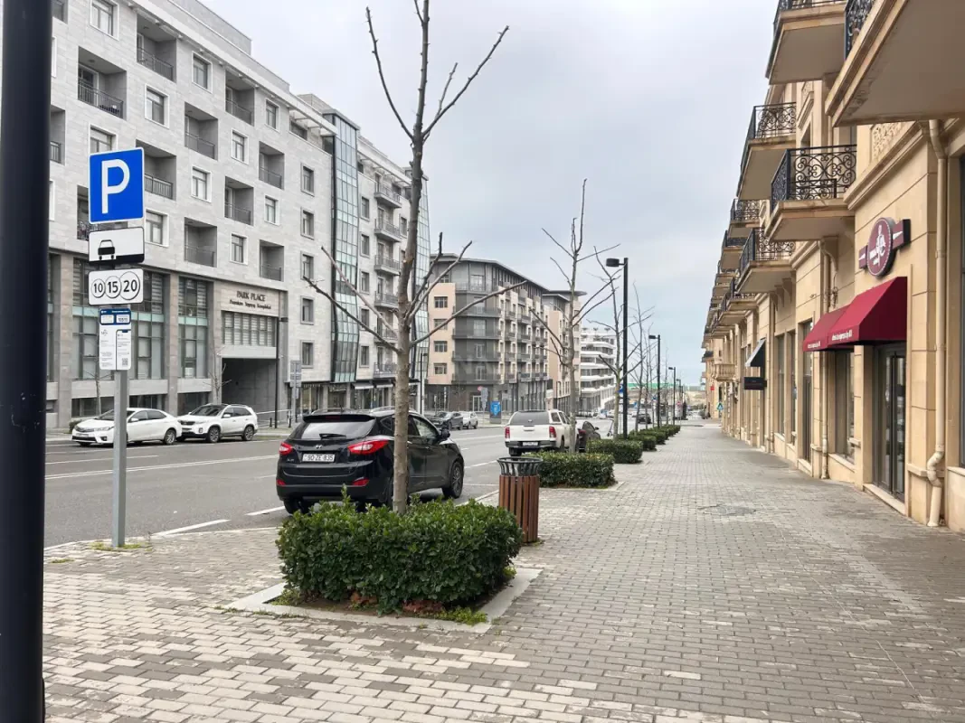 Kirayə verilir obyekt 284 m²
