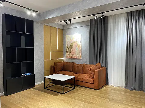 Kirayə verilir 3 otaqlı mənzil 112 m² — Bakı 3 otaq 112.00 m²