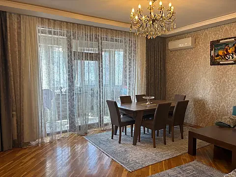 Satılır 3 otaqlı mənzil 106 m² — Bakı 3 otaq 106.00 m²