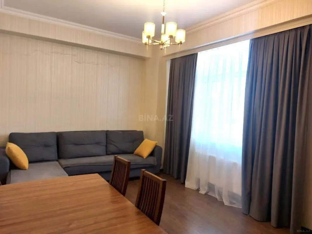 Kirayə verilir 3 otaqlı mənzil 85 m²