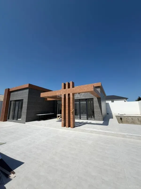 Kirayə verilir 5 otaqlı həyət evi 180 m²