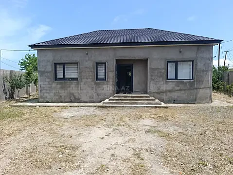 Satılır 4 otaqlı həyət evi 130 m² — Bakı, Novxanı 4 otaq 130.00 m²