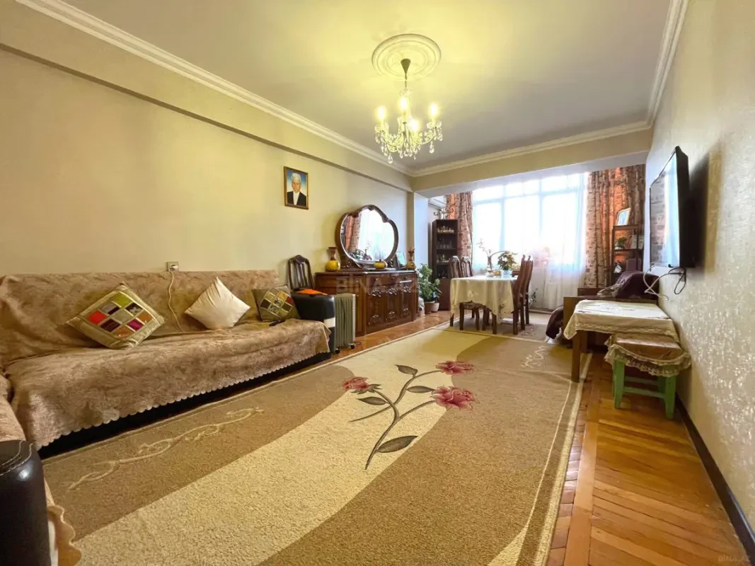 Satılır 3 otaqlı mənzil 96 m²