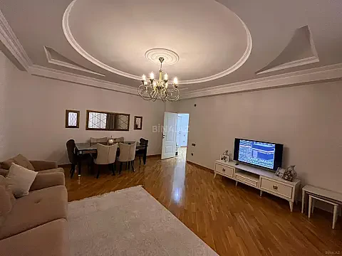 Satılır 3 otaqlı mənzil 117 m² — Bakı 3 otaq 117.00 m²