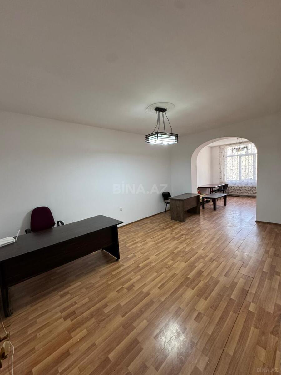Kirayə verilir 4 otaqlı ofis 140 m²