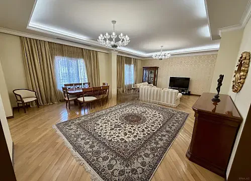 Satılır 5 otaqlı mənzil 390 m² — Bakı 5 otaq 390.00 m²