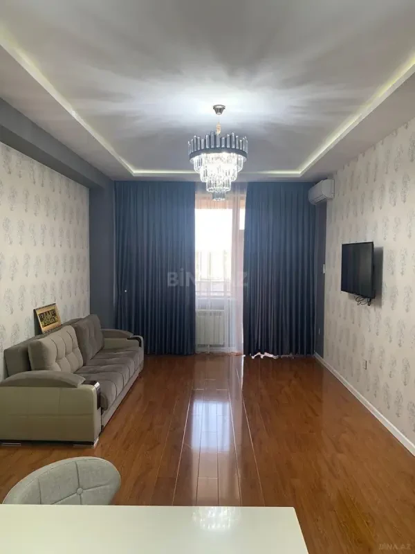 Kirayə verilir 2 otaqlı mənzil 65 m²