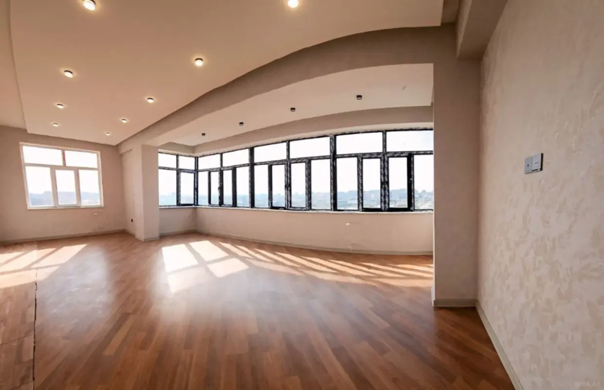 Satılır 4 otaqlı mənzil 198 m²
