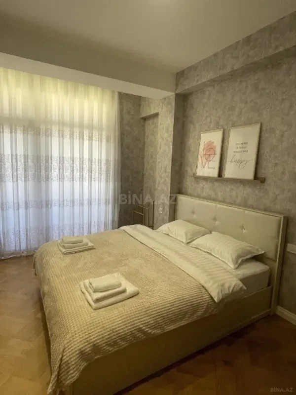 Satılır 2 otaqlı mənzil 67 m²