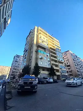 Satılır 2 otaqlı mənzil 65 m² — Bakı, İnşaatçılar 2 otaq 65.00 m²