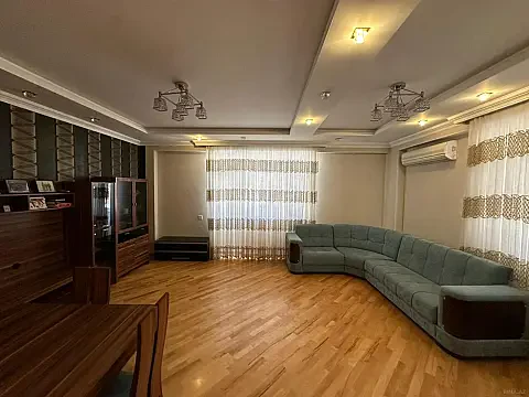 Kirayə verilir 3 otaqlı mənzil 135 m² — Bakı, Yasamal 3 otaq 135.00 m²