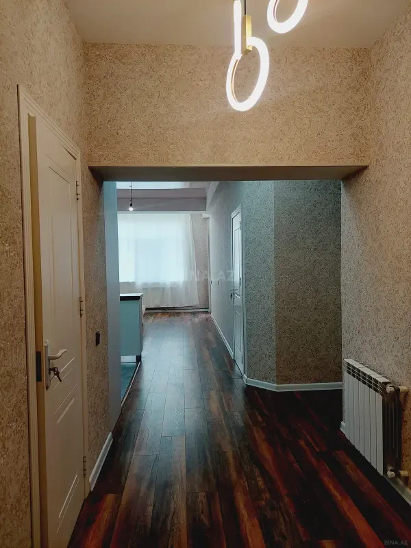 Kirayə verilir 2 otaqlı mənzil 74 m²