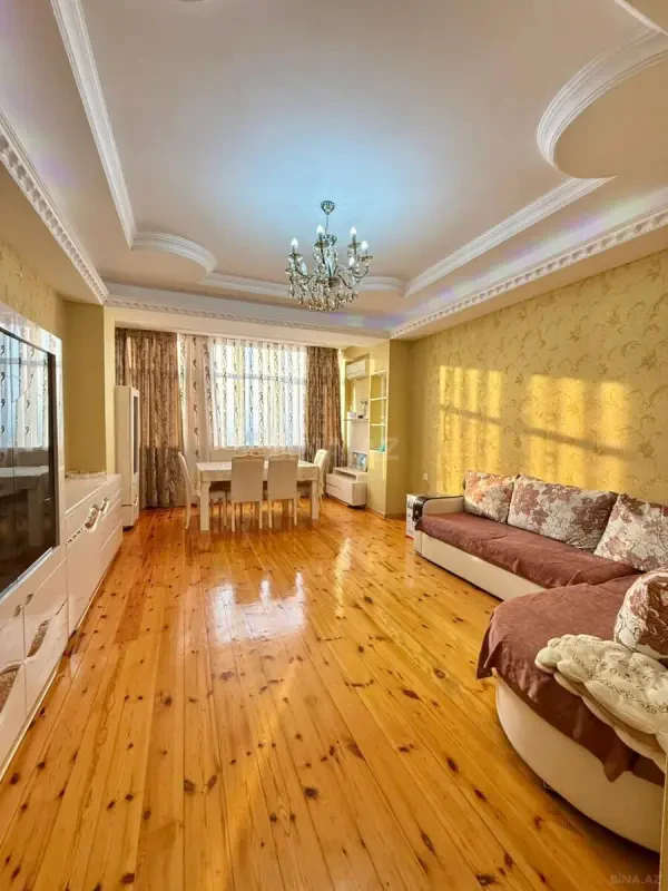 Kirayə verilir 3 otaqlı mənzil 107 m²