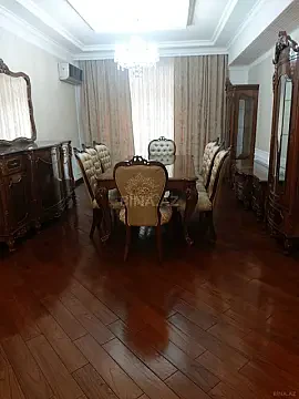 Satılır 3 otaqlı mənzil 156 m² — Bakı 3 otaq 156.00 m²