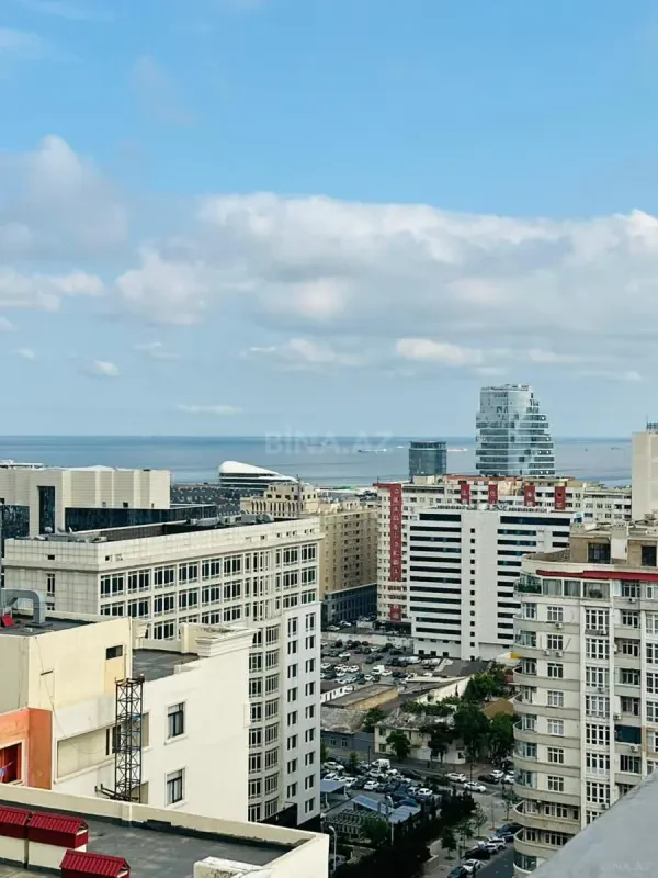 Satılır 2 otaqlı mənzil 70 m²