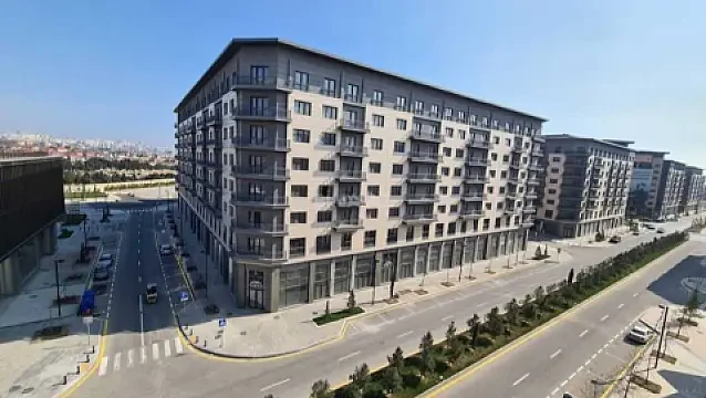 Satılır 4 otaqlı mənzil 178 m² — Bakı 4 otaq 178.00 m²
