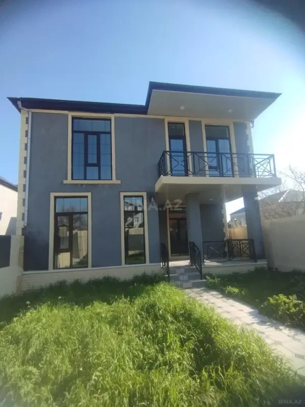 Satılır 4 otaqlı həyət evi 155 m²