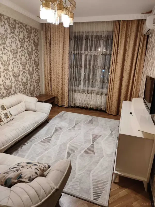 Kirayə verilir 3 otaqlı mənzil 86 m²