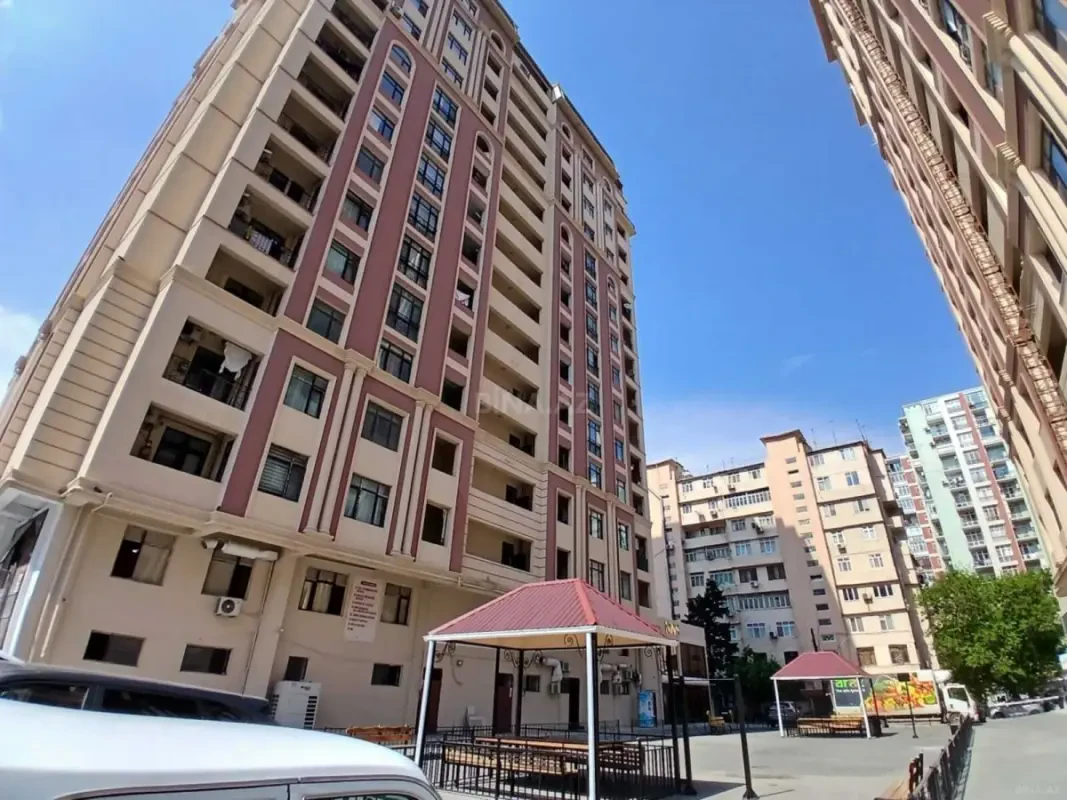 Satılır 3 otaqlı mənzil 115 m²