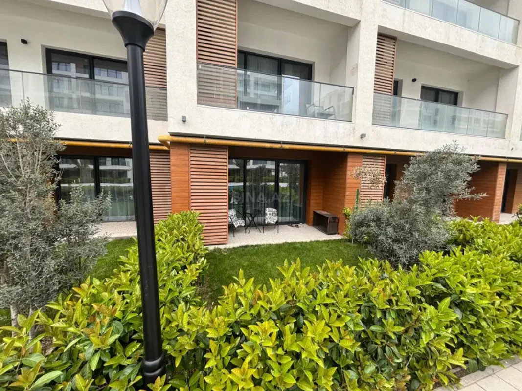 Satılır 2 otaqlı mənzil 57.2 m²