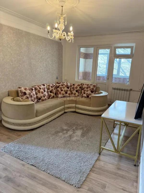 Satılır 2 otaqlı mənzil 44.4 m²