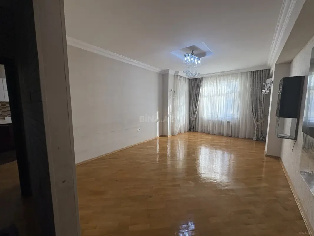 Satılır 3 otaqlı mənzil 88.4 m²