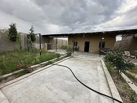 Satılır 2 otaqlı həyət evi 50 m² — Bakı, Hövsan 2 otaq 50.00 m²