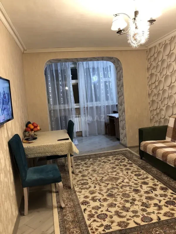 Kirayə verilir 1 otaqlı mənzil 42 m²