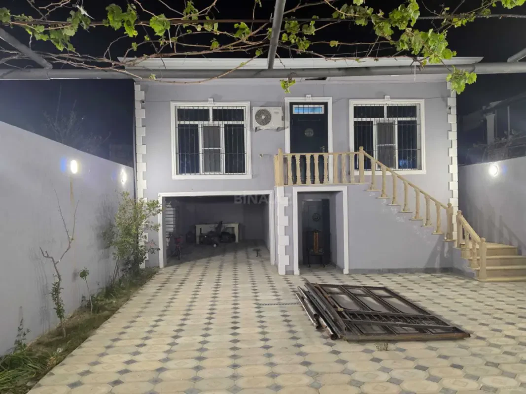 Satılır 4 otaqlı həyət evi 145 m²