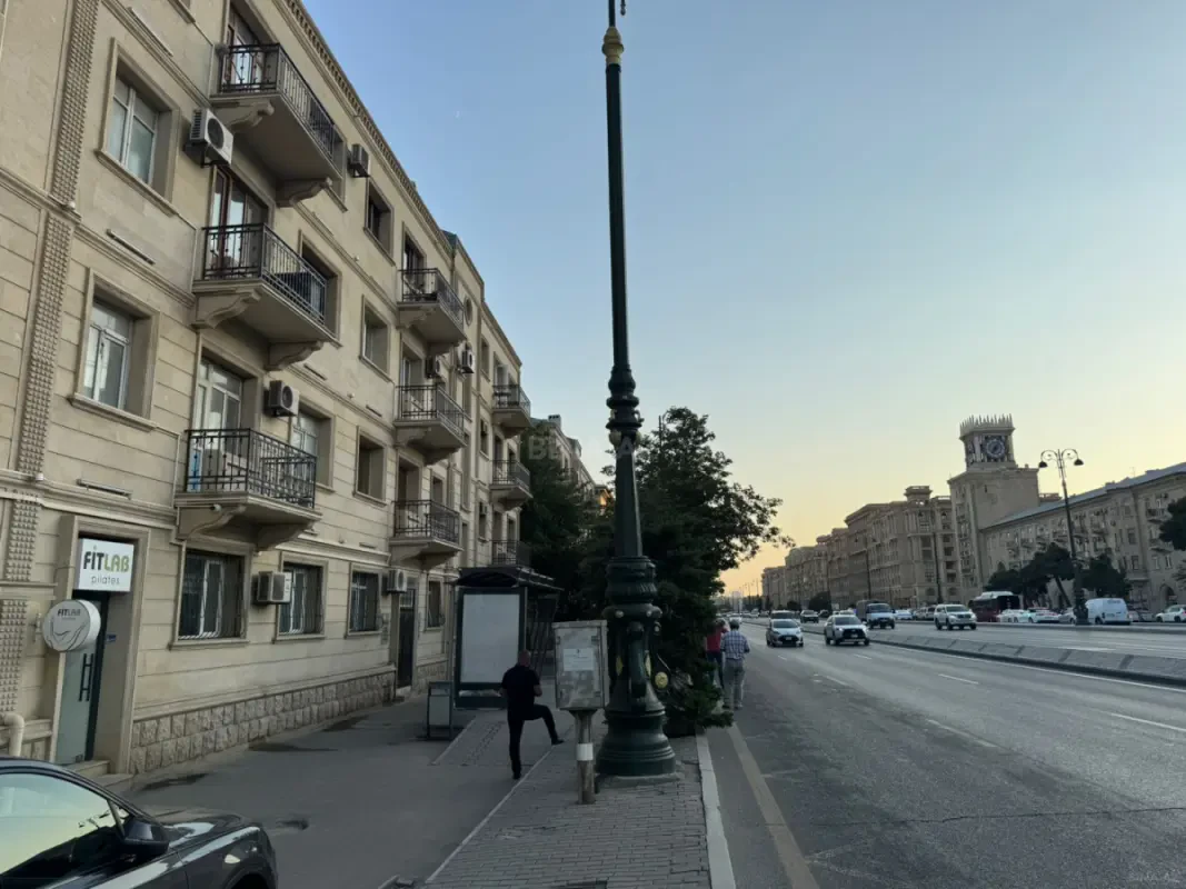 Satılır 3 otaqlı mənzil 70 m²