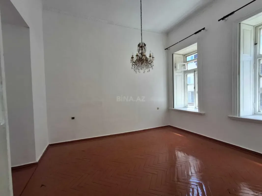 Kirayə verilir 3 otaqlı ofis 75 m²