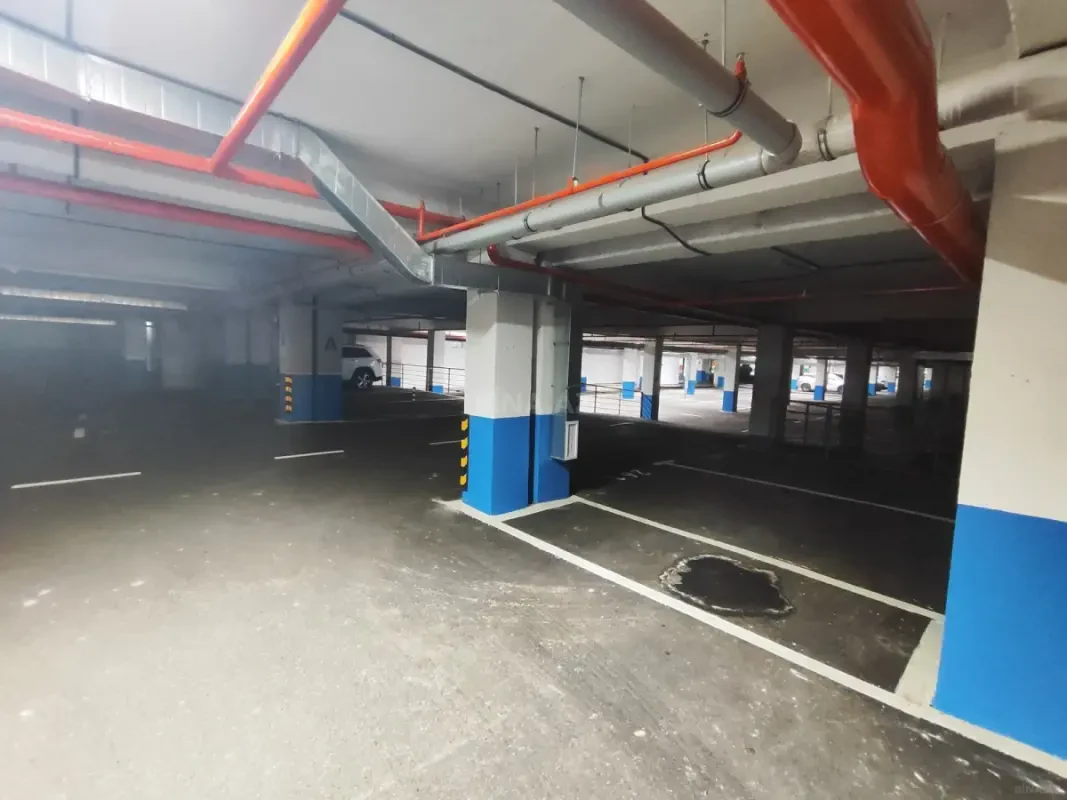 Kirayə verilir 2 otaqlı mənzil 67.5 m²