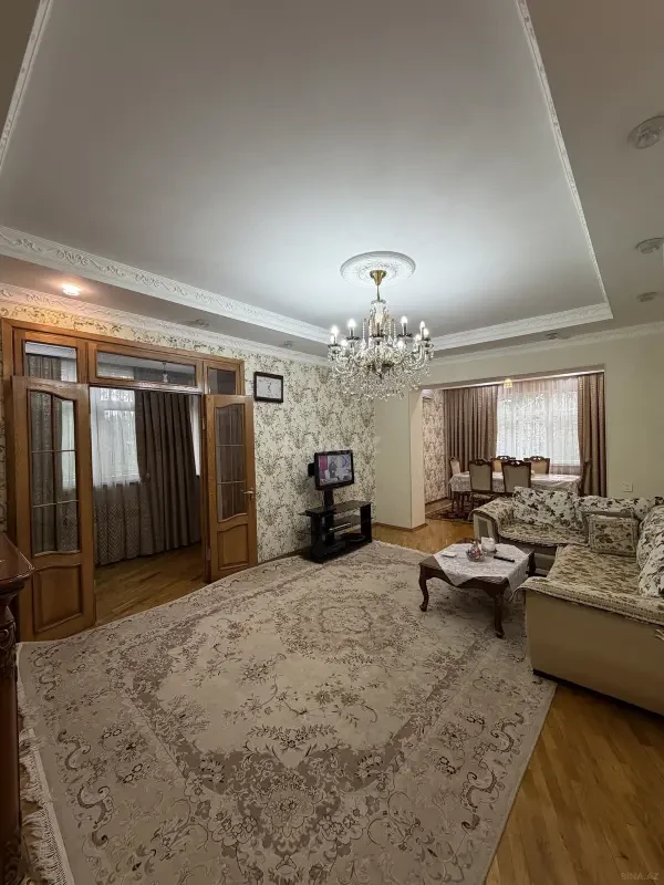 Satılır 3 otaqlı mənzil 105 m²