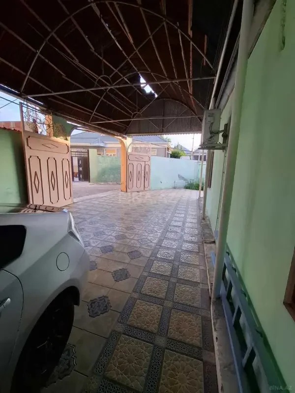 Satılır 6 otaqlı həyət evi 150 m²