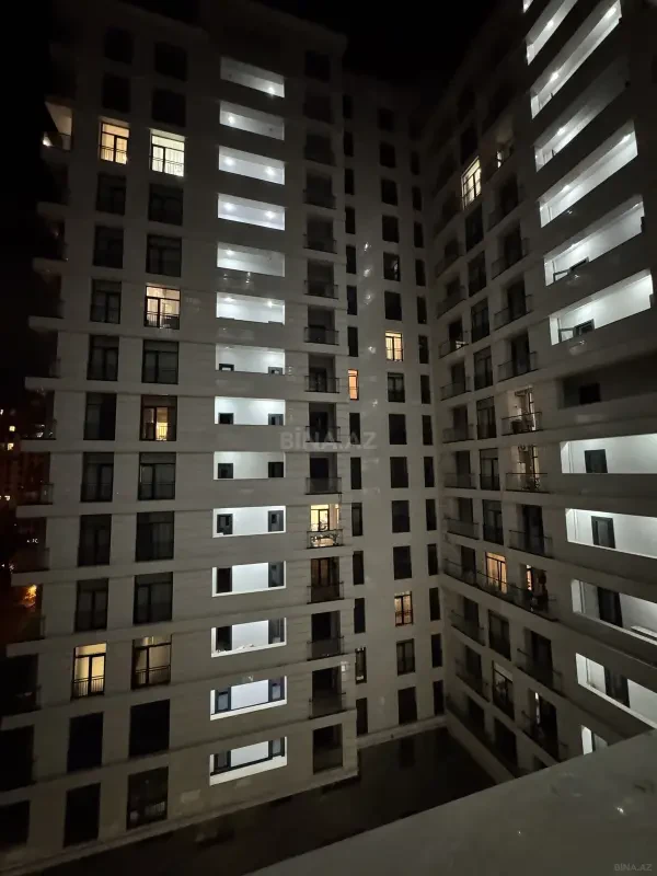 Satılır 2 otaqlı mənzil 64 m²