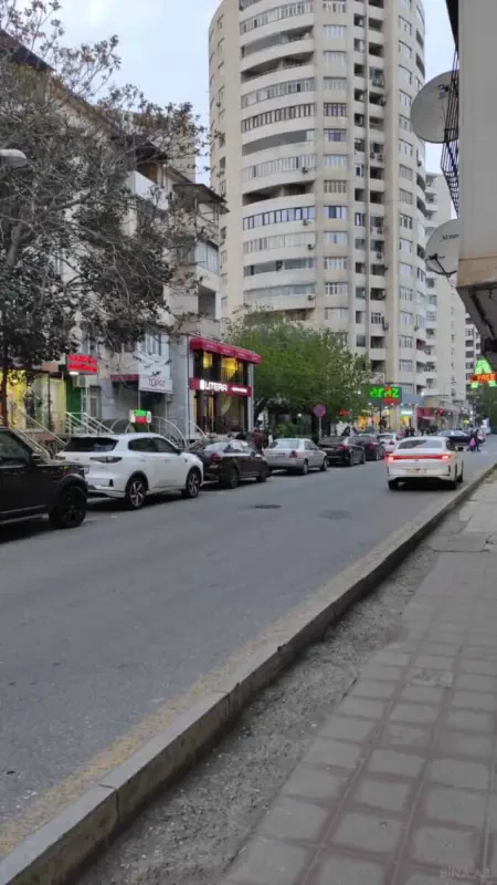 Satılır 1 otaqlı mənzil 38 m²